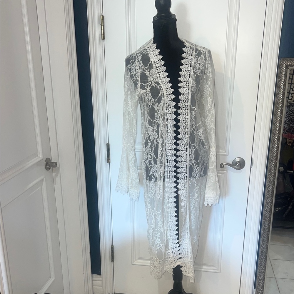 Chic White Lace Long Jacket